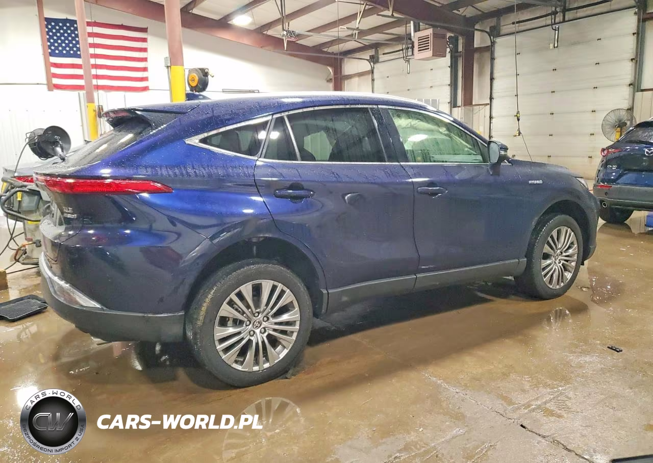 2021 Toyota Venza Xle VIN:JTEAAAAH9MJ053366 - 3