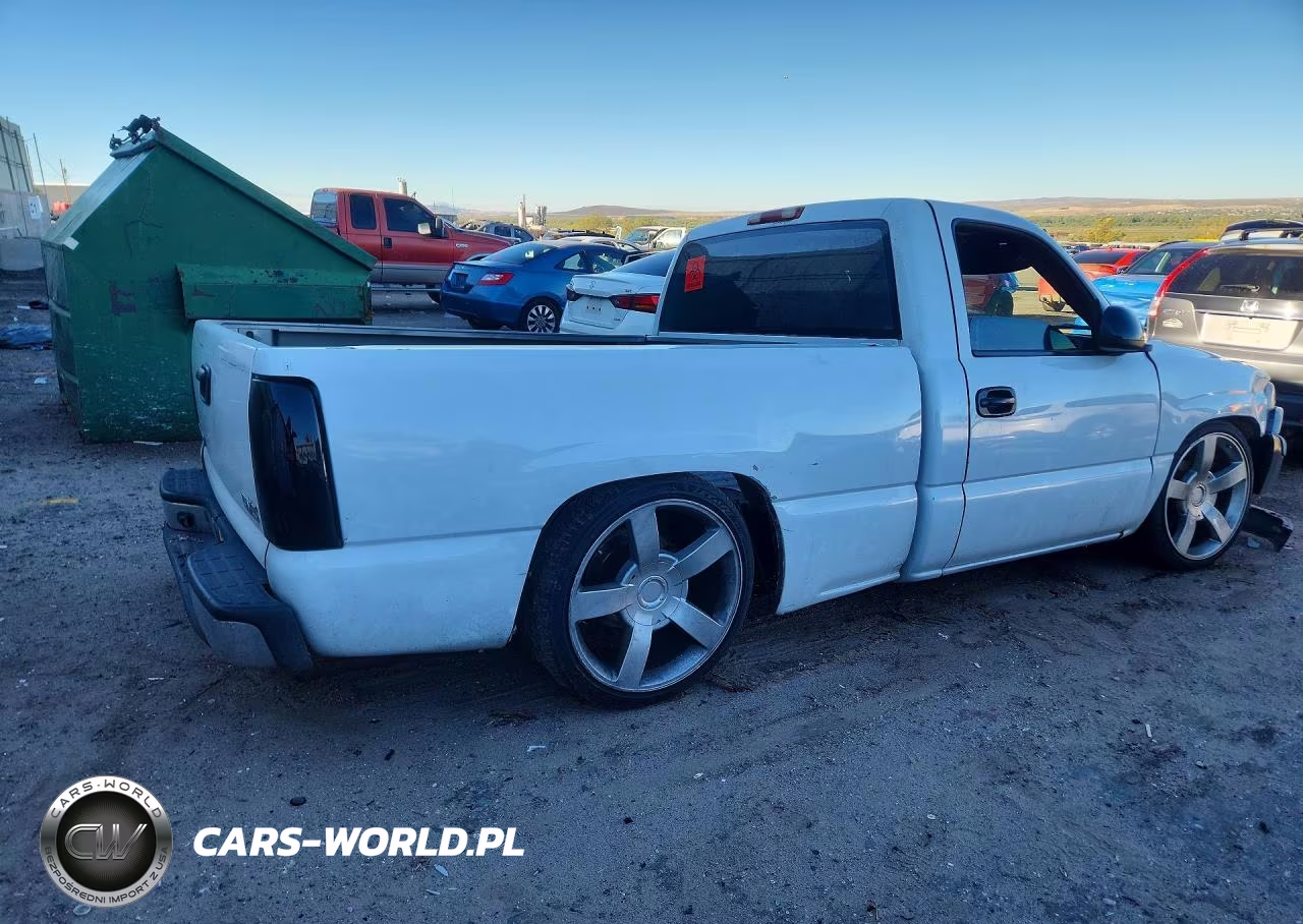 2000 Chevrolet Silverado C1500 VIN:1GCEC14W9YZ278839 - 3