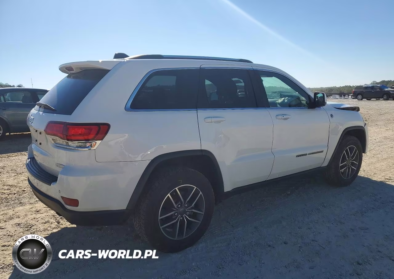 2020 Jeep Grand Cherokee Laredo VIN:1C4RJFAGXLC254000 - 3
