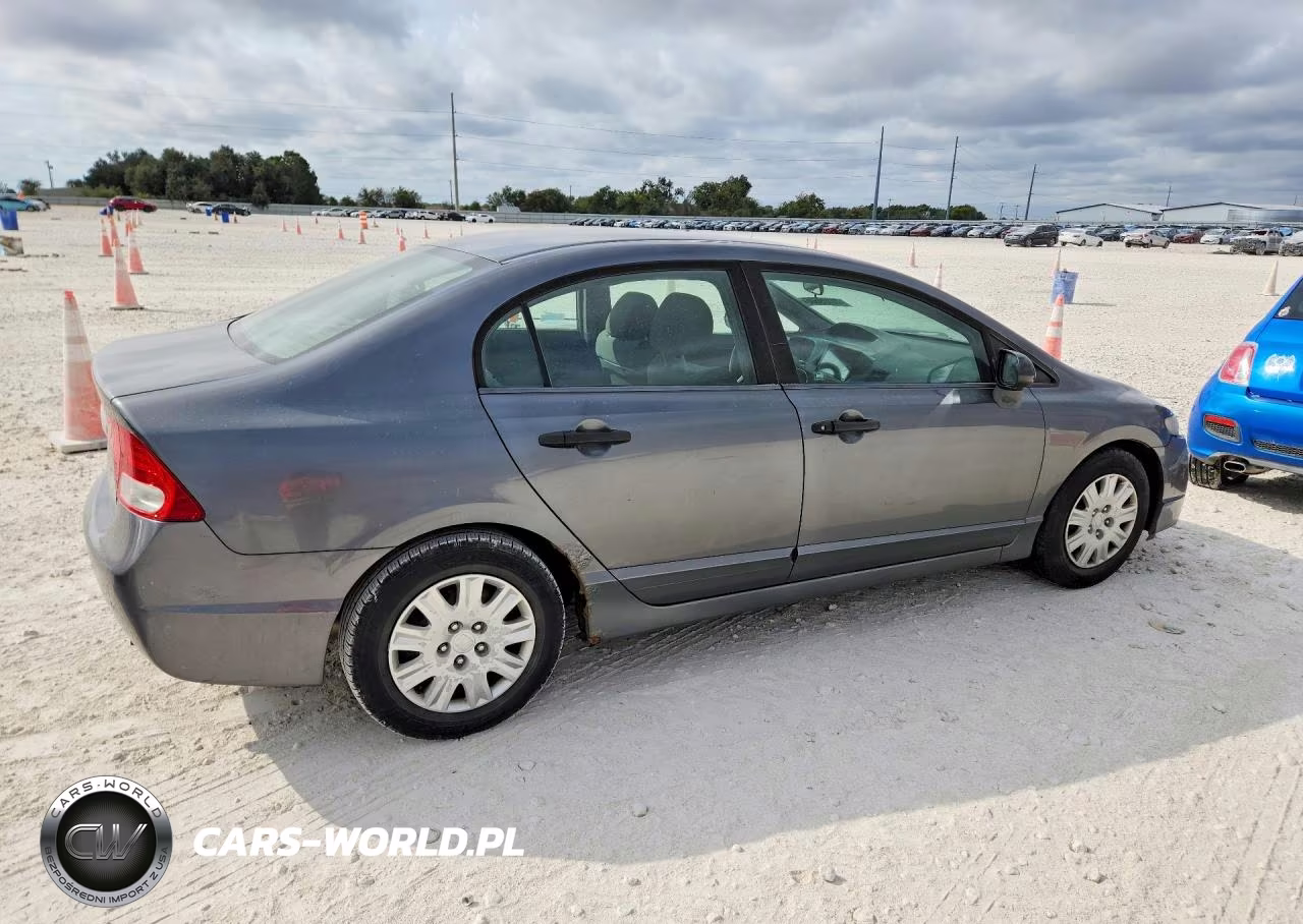 2010 Honda Civic Vp VIN:19XFA1F38AE000836 - 3