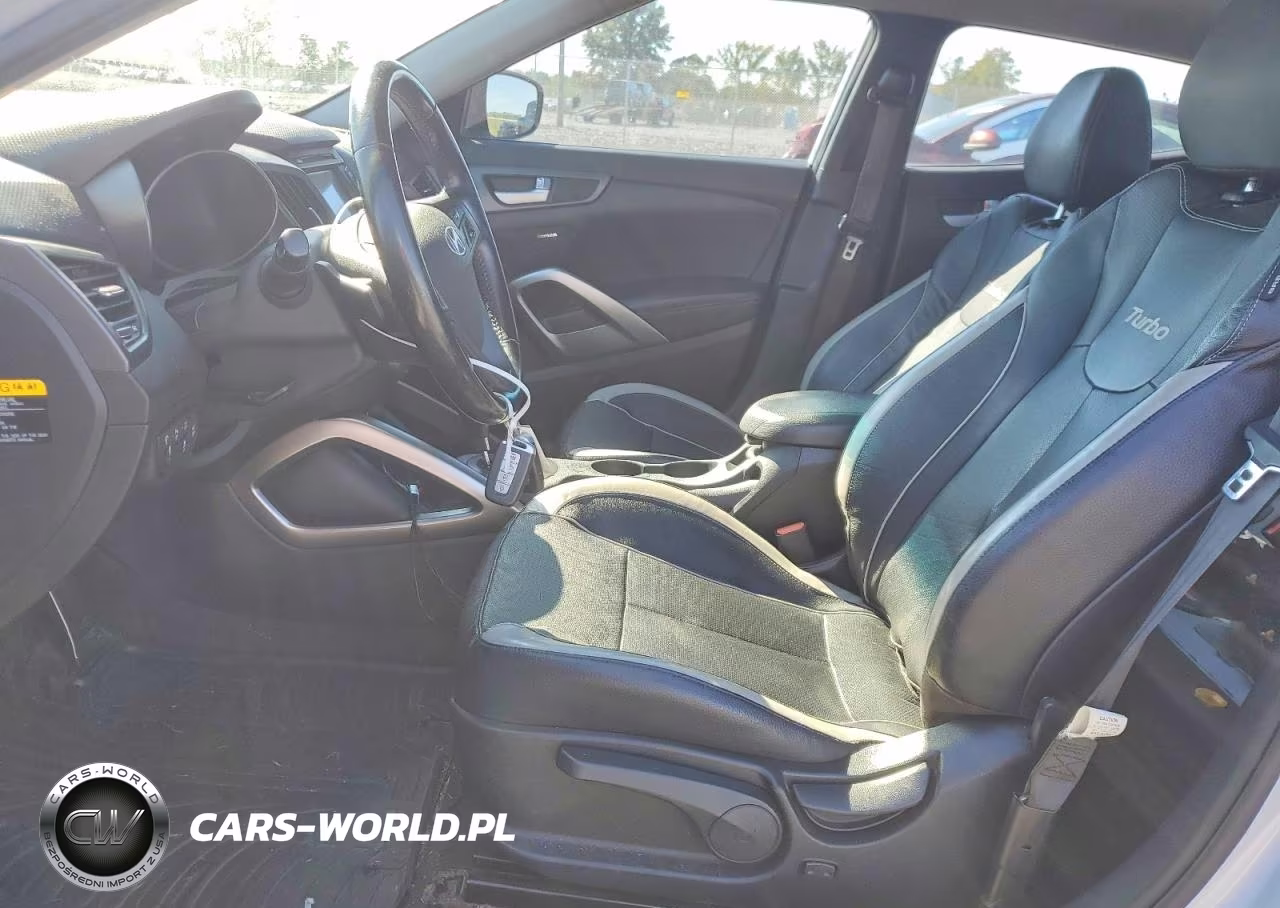 2015 Hyundai Veloster Turbo VIN:KMHTC6AE9FU239724 - 7