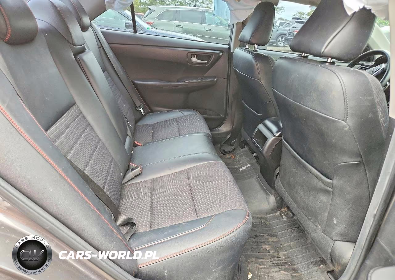 2015 Toyota Camry Se VIN:4T1BF1FKXFU896553 - 10