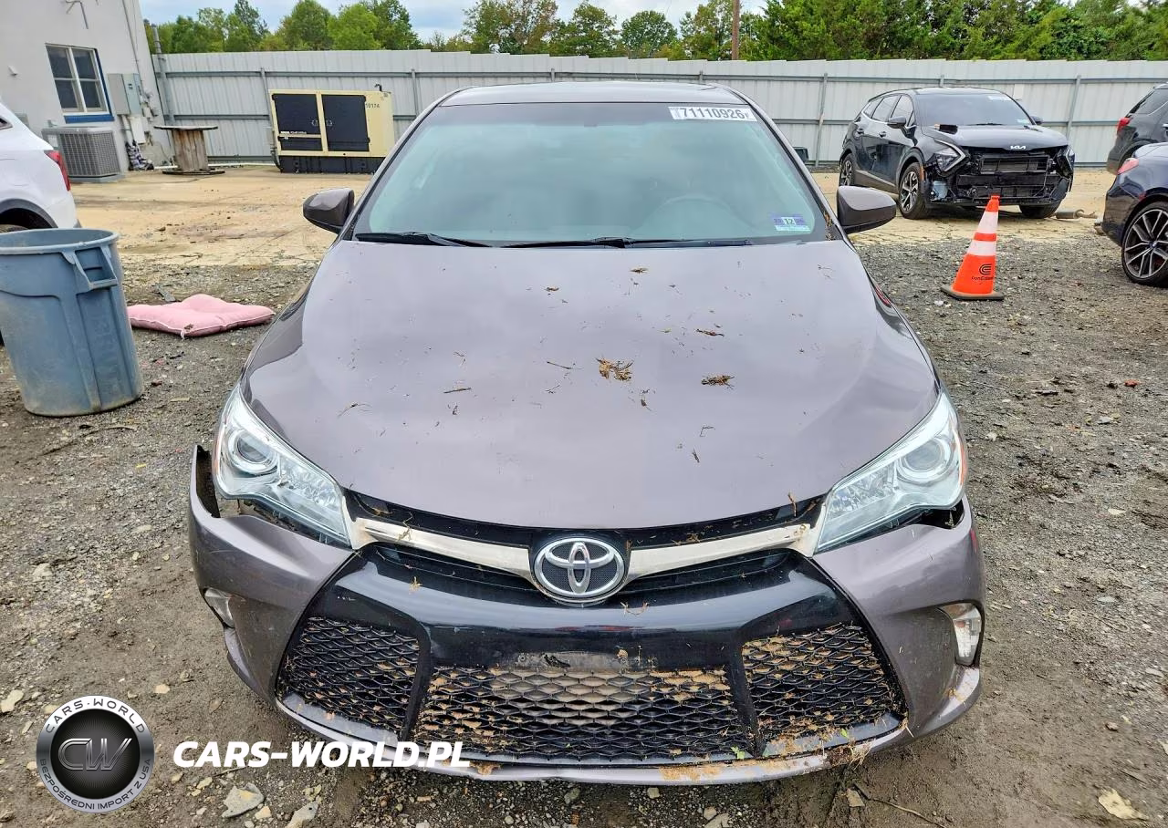 2015 Toyota Camry Se VIN:4T1BF1FKXFU896553 - 5