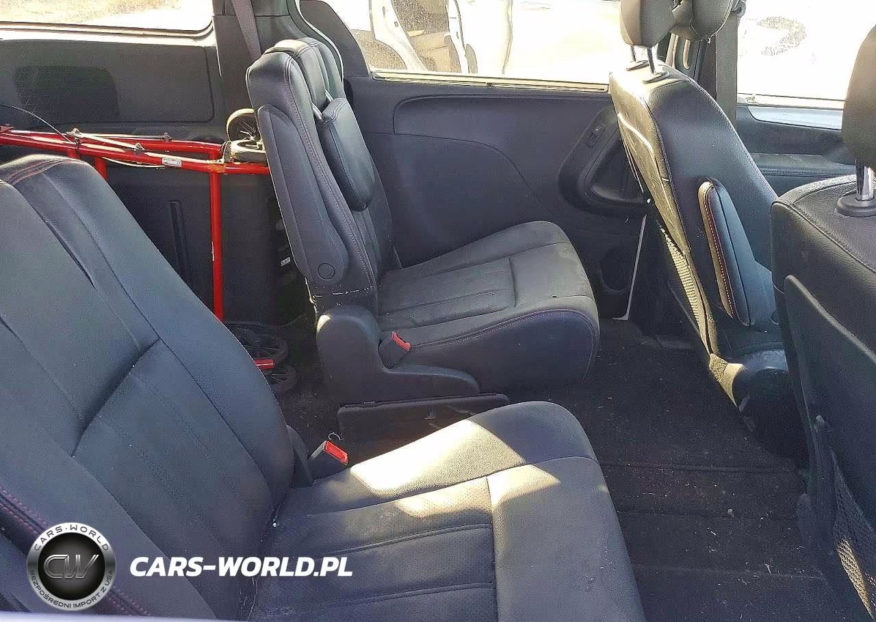 2019 Dodge Grand Caravan Gt VIN:2C4RDGEG5KR737150 - 10