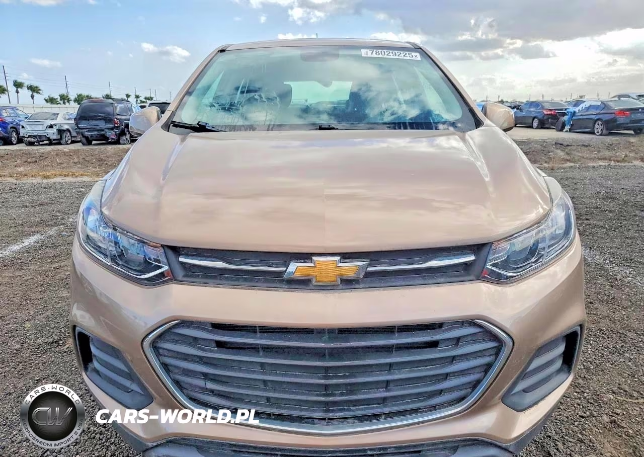 2018 Chevrolet Trax Ls VIN:3GNCJKSB9JL410747 - 5