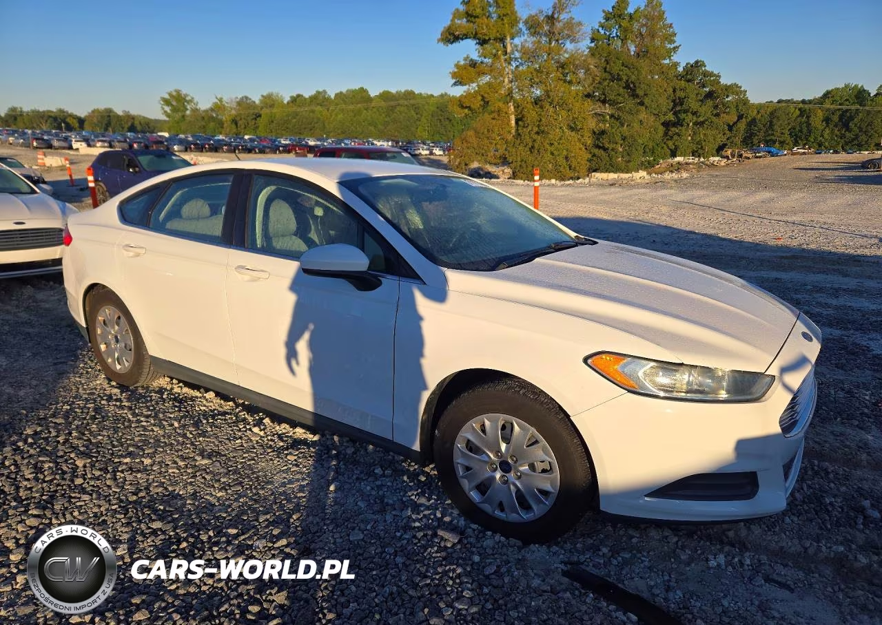 2014 Ford Fusion S VIN:3FA6P0G79ER151957 - 4