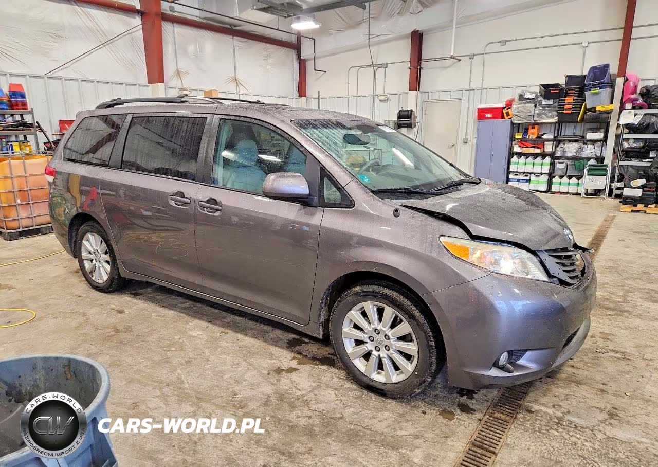 2011 Toyota Sienna Xle 7-Passenger VIN:5TDDK3DC6BS022957 - 4