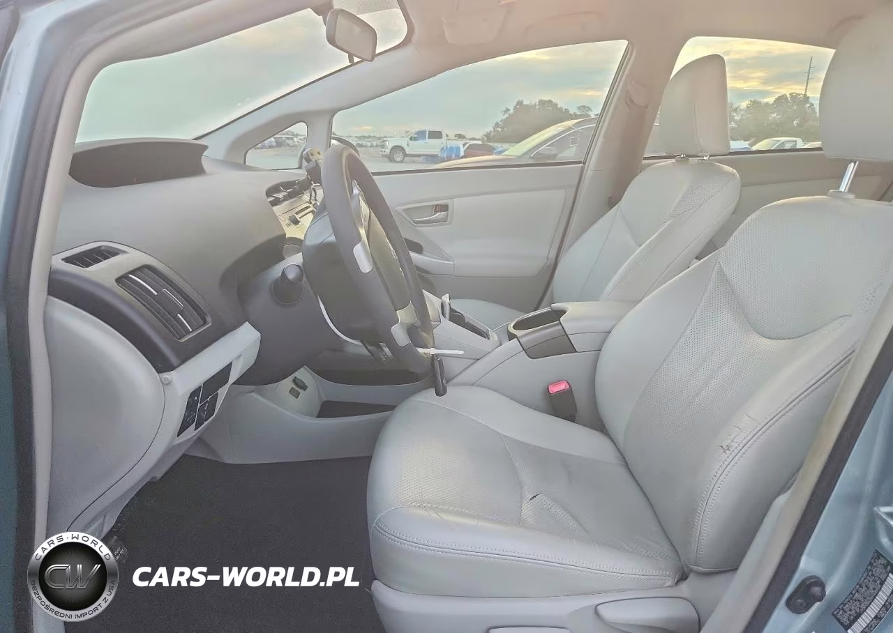2013 Toyota Prius Three VIN:JTDKN3DU0D1645658 - 7