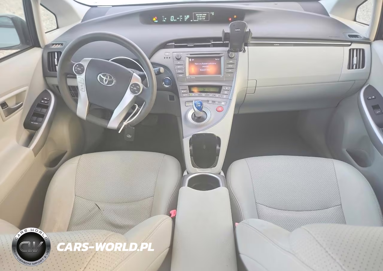 2013 Toyota Prius Three VIN:JTDKN3DU0D1645658 - 8