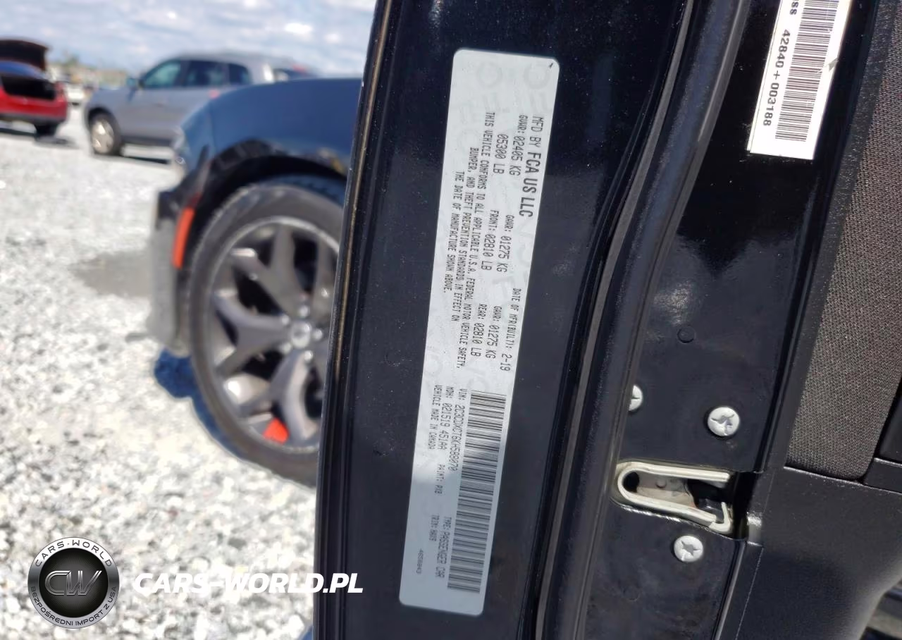 2019 Dodge Charger R-T VIN:2C3CDXCT6KH588070 - 12