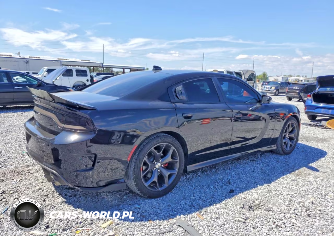 2019 Dodge Charger R-T VIN:2C3CDXCT6KH588070 - 3