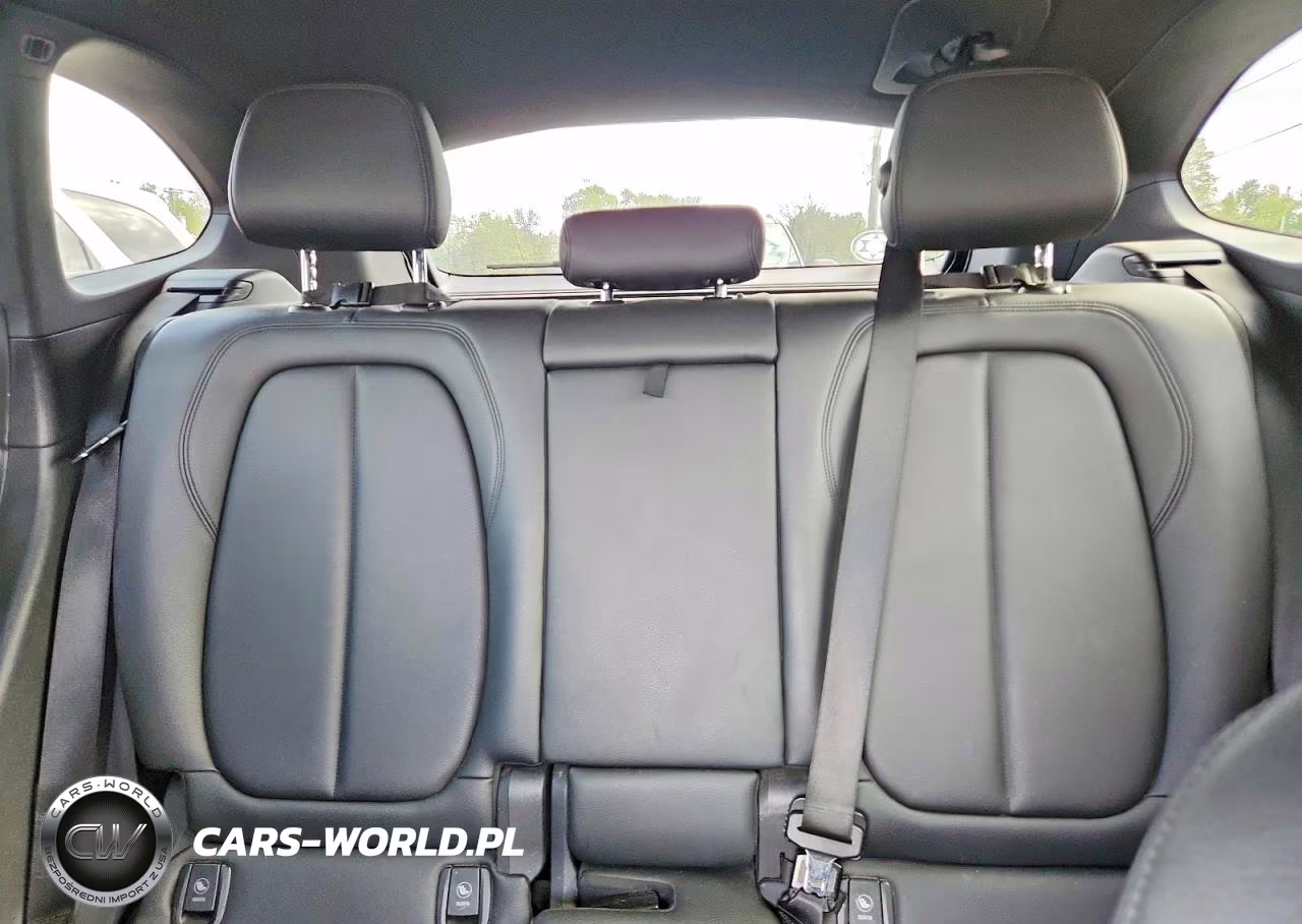 2016 BMW X1 xDrive28I VIN:WBXHT3C37GP880720 - 10