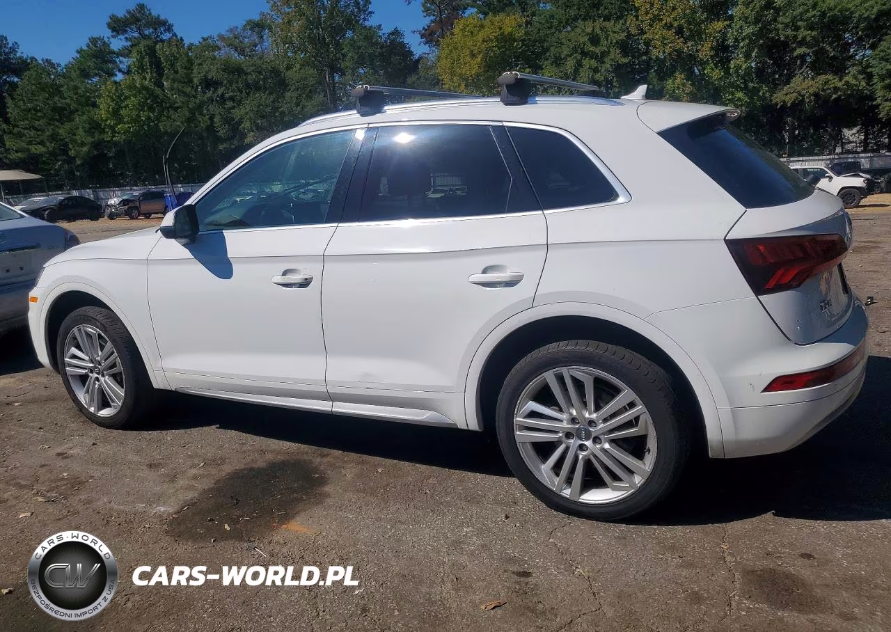 2018 Audi Q5 Premium Plus VIN:WA1BNAFY6J2012389 - 2