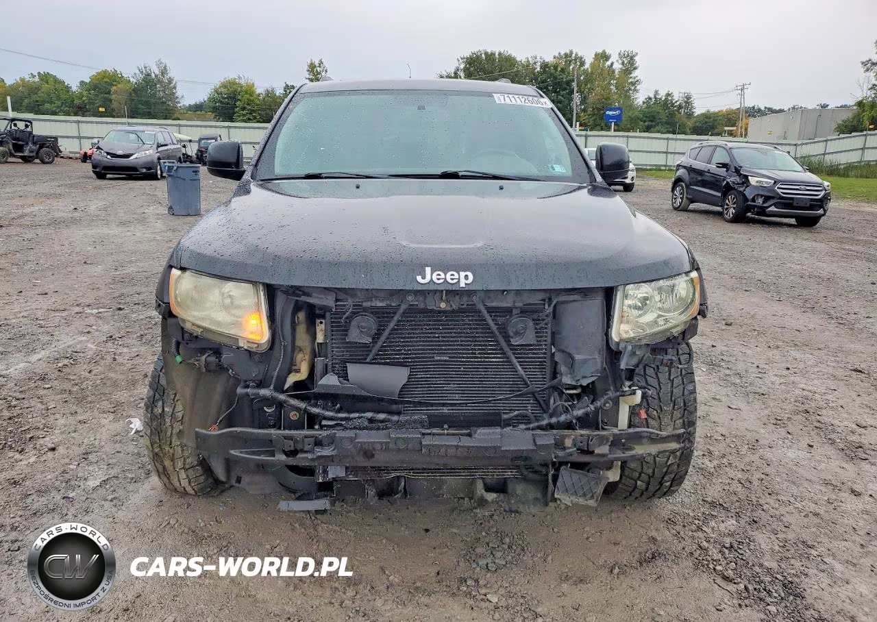 2011 Jeep Grand Cherokee Laredo VIN:1J4RR4GG8BC530882 - 5