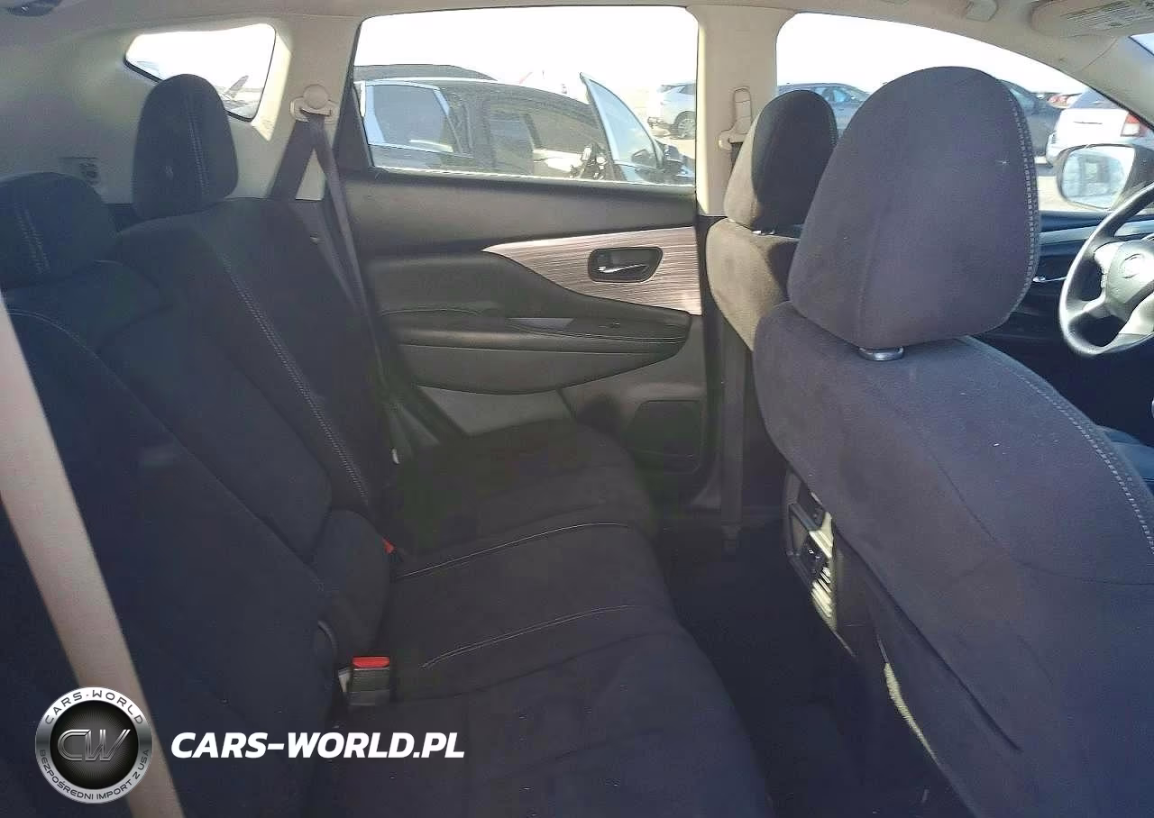 2018 Nissan Murano S VIN:5N1AZ2MH0JN150261 - 10