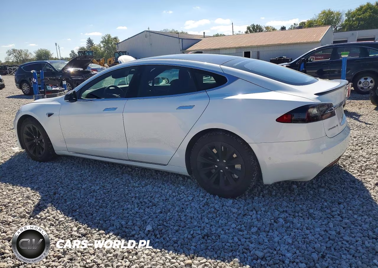 2018 Tesla Model S VIN:5YJSA1E28JF277147 - 2
