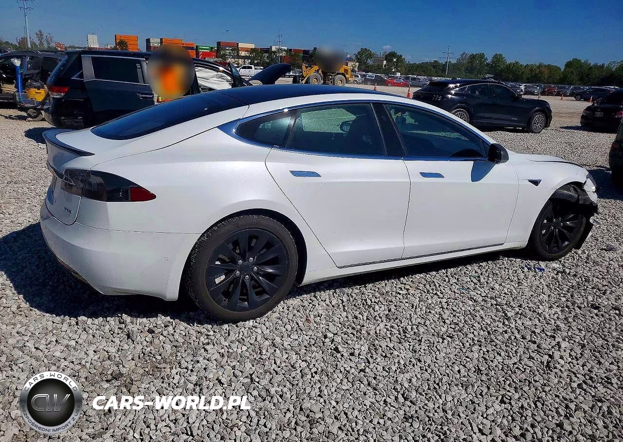 2018 Tesla Model S VIN:5YJSA1E28JF277147 - 3