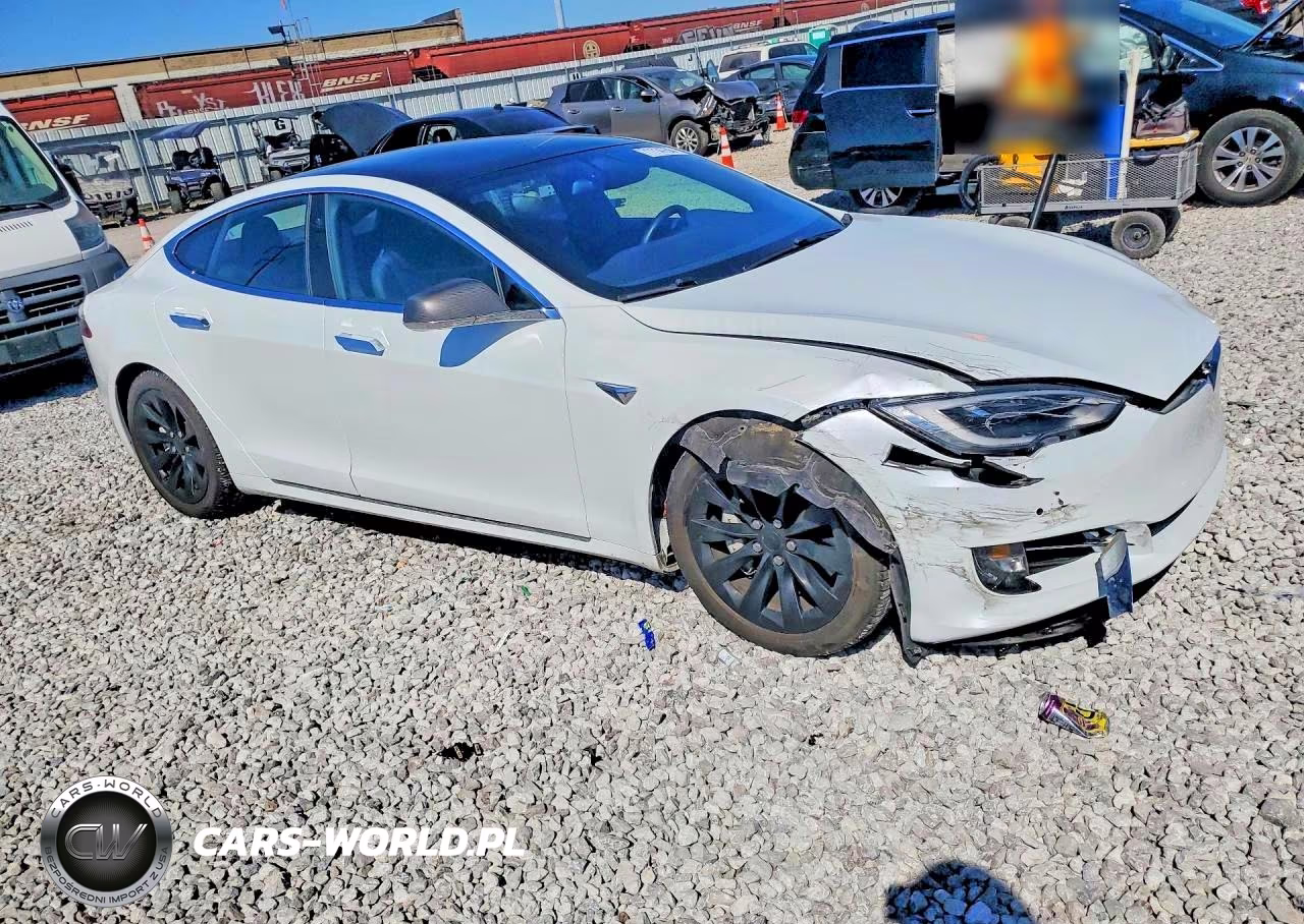 2018 Tesla Model S VIN:5YJSA1E28JF277147 - 4