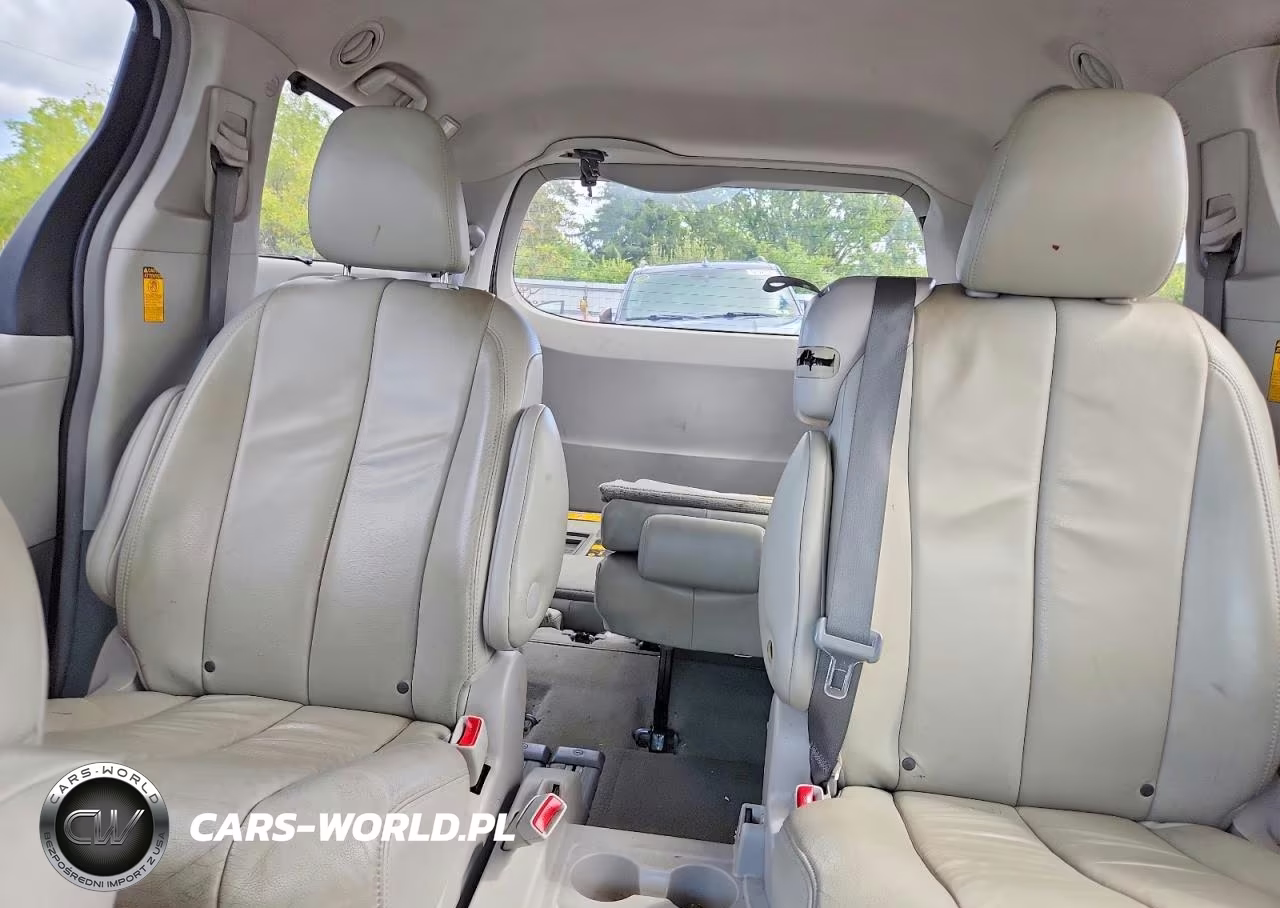 2014 Toyota Sienna Xle 8-Passenger VIN:5TDYK3DC0ES501333 - 10