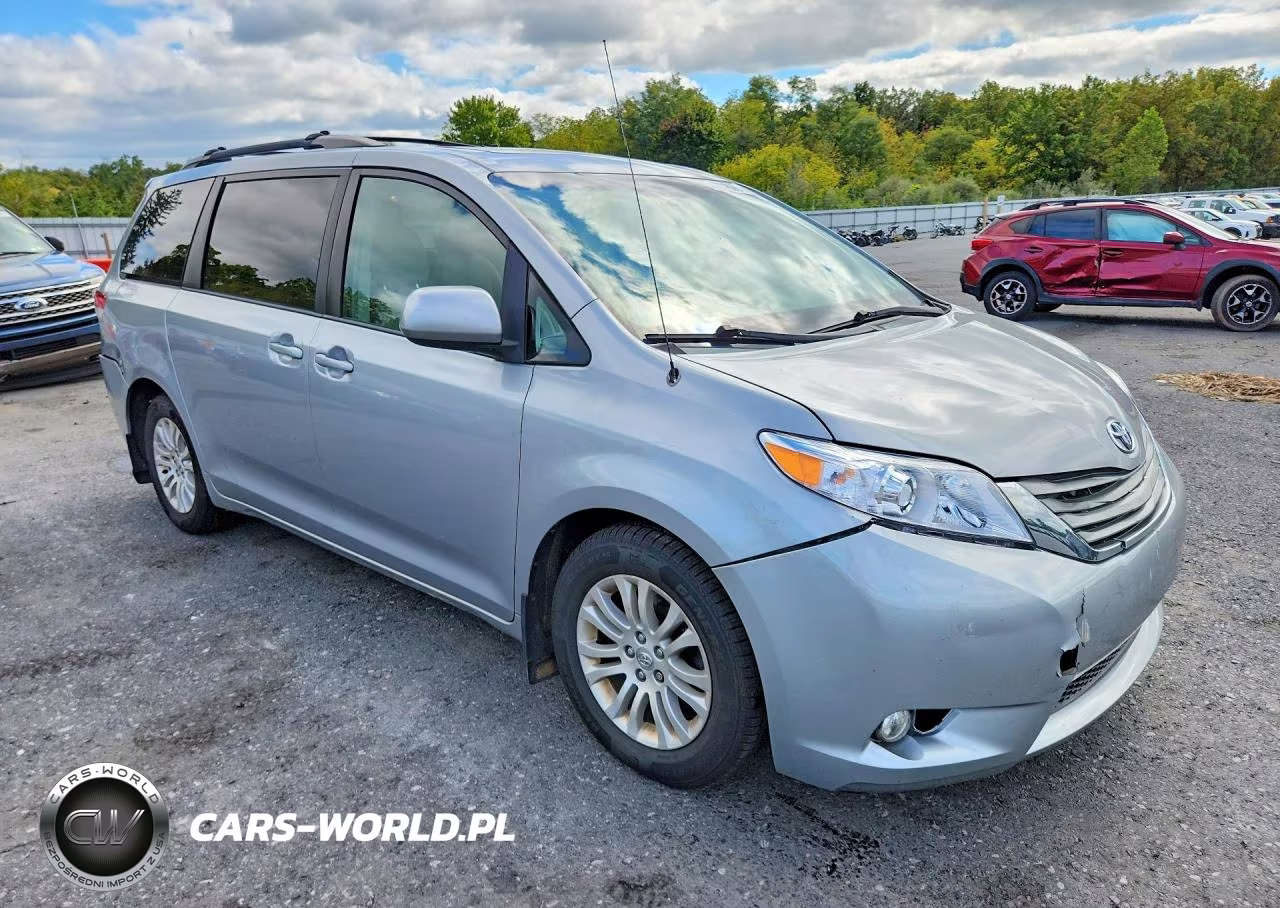 2014 Toyota Sienna Xle 8-Passenger VIN:5TDYK3DC0ES501333 - 4