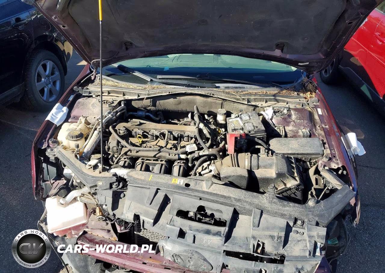 2012 Ford Fusion S VIN:3FAHP0GA1CR396284 - 11