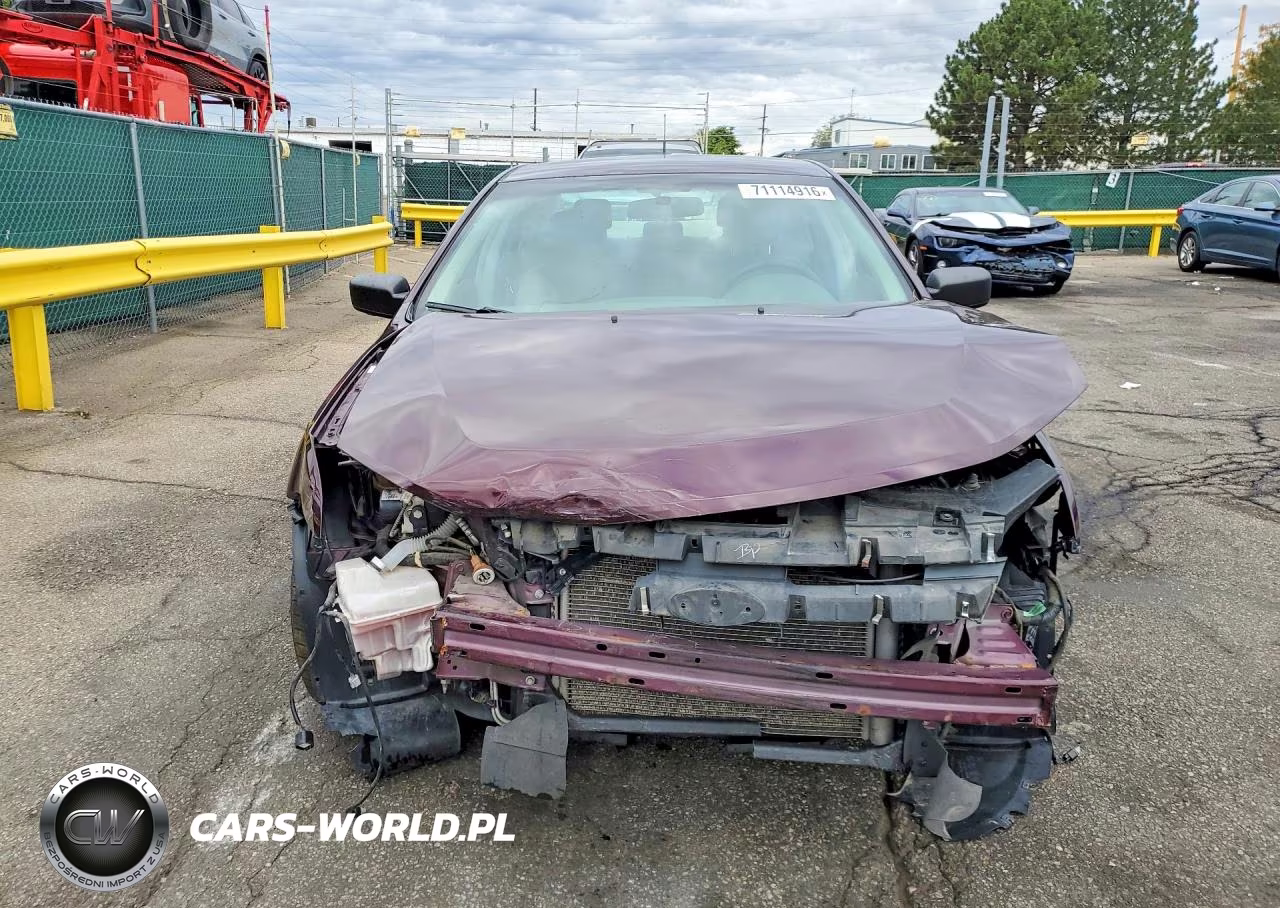 2012 Ford Fusion S VIN:3FAHP0GA1CR396284 - 5