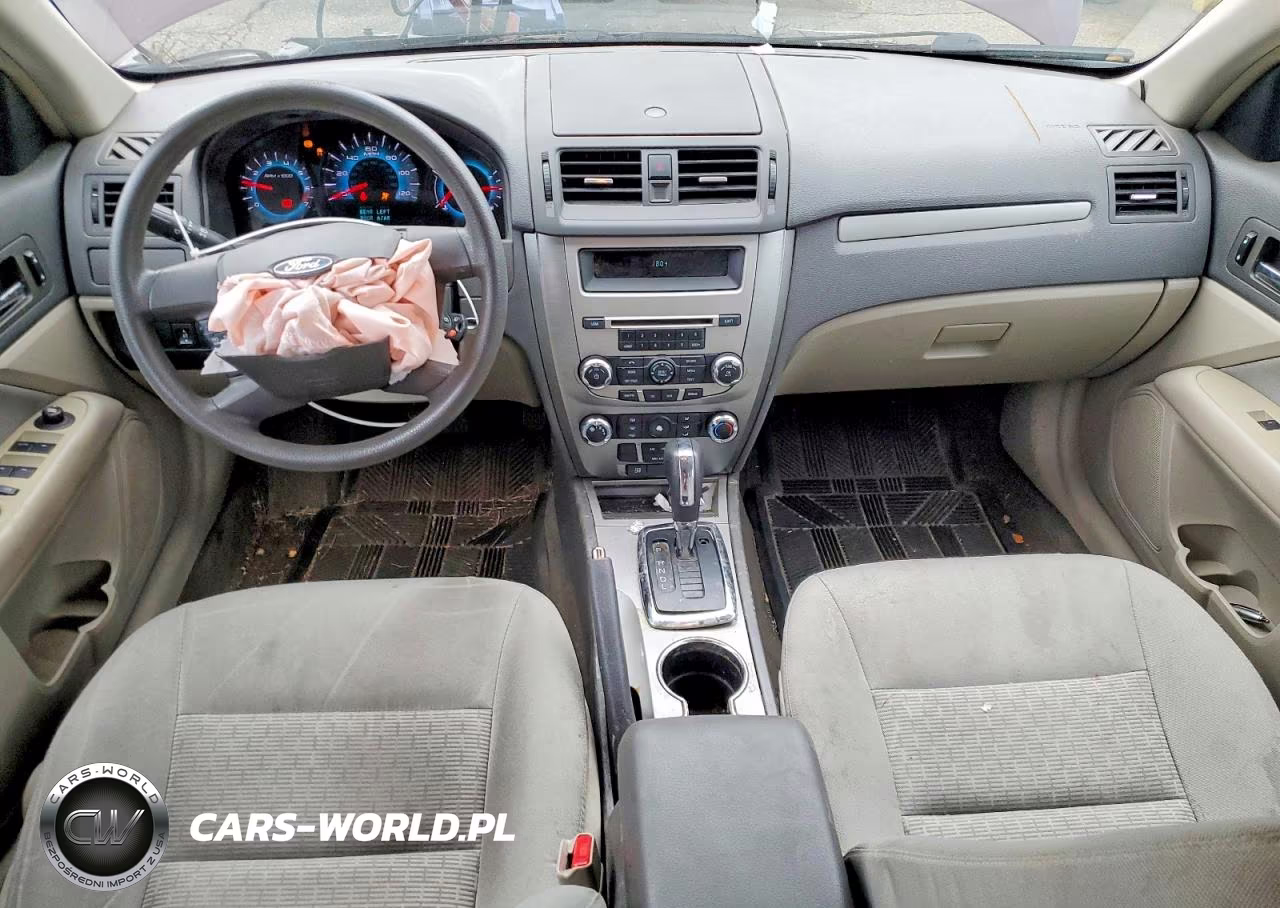 2012 Ford Fusion S VIN:3FAHP0GA1CR396284 - 8