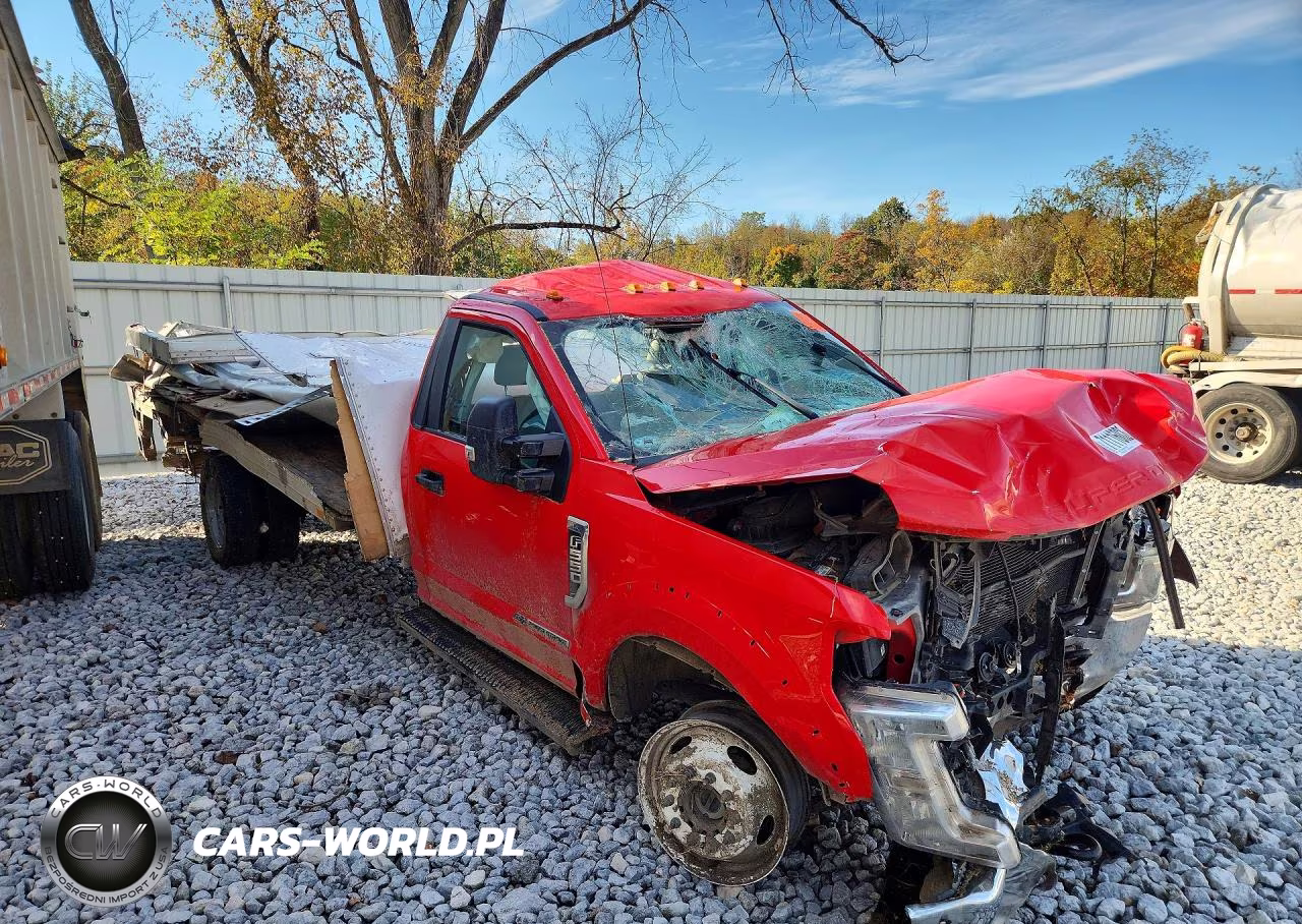 2019 Ford F550 Super Duty VIN:1FDUF5HT1KEC19398 - 4