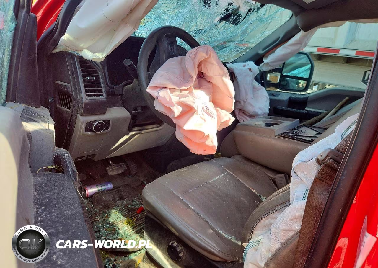 2019 Ford F550 Super Duty VIN:1FDUF5HT1KEC19398 - 8