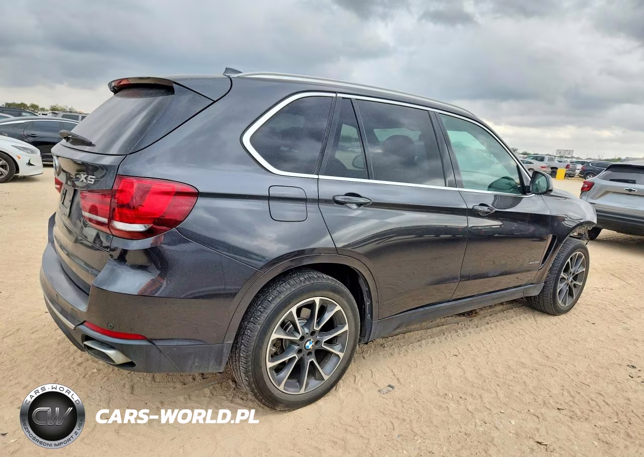 2018 BMW X5 xDrive35I VIN:5UXKR0C52J0X85885 - 3