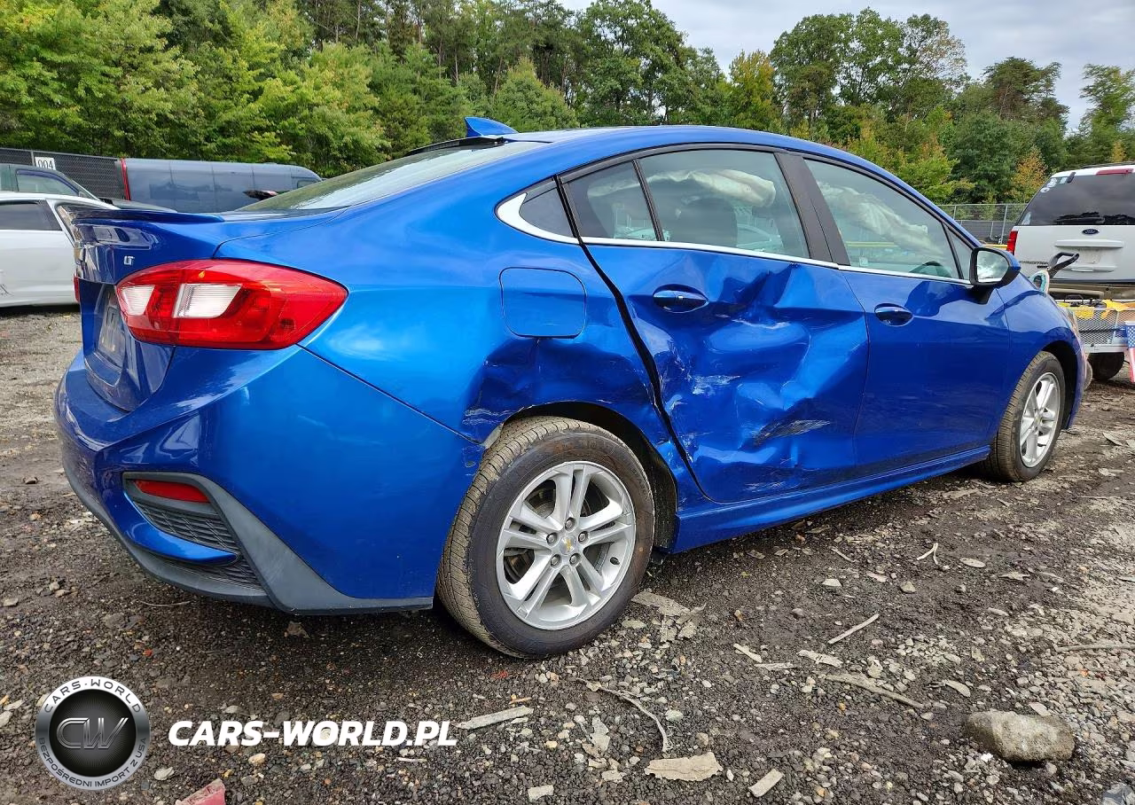 2016 Chevrolet Cruze Lt VIN:1G1BE5SM3G7236949 - 3