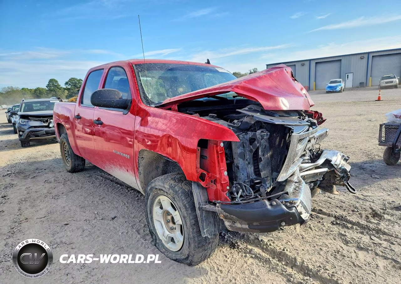 2011 Chevrolet Silverado C1500 Lt VIN:3GCPCSE03BG318235 - 4