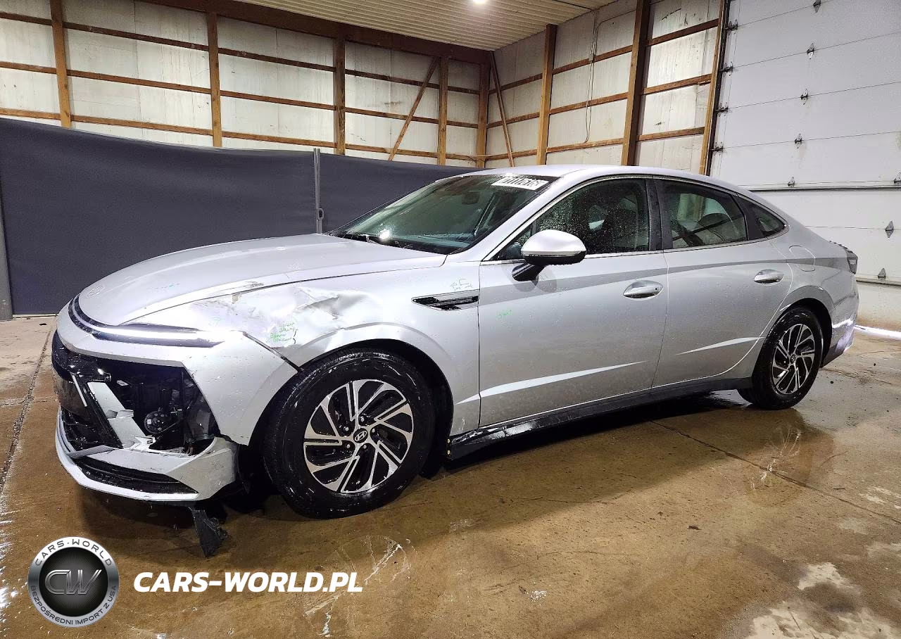 2026 Hyundai Sonata Hybrid Blue VIN:KMHL24JJ0TA164428 - 1