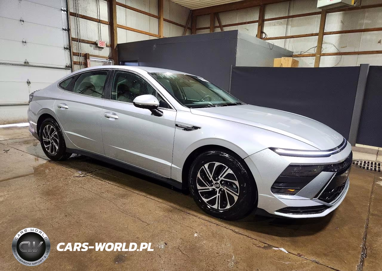 2026 Hyundai Sonata Hybrid Blue VIN:KMHL24JJ0TA164428 - 4