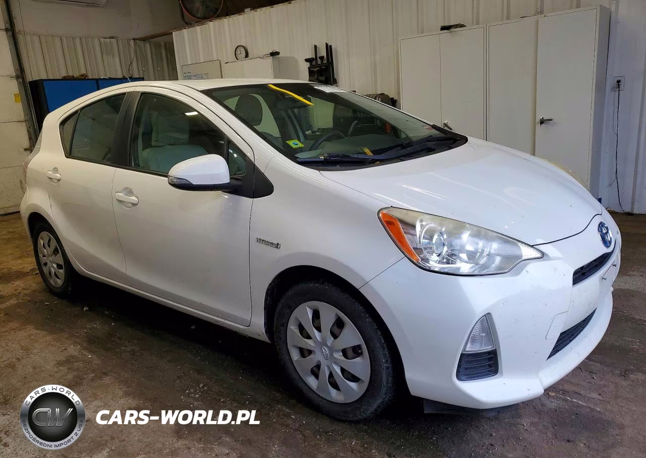 2012 Toyota Prius C Two VIN:JTDKDTB33C1502540 - 4