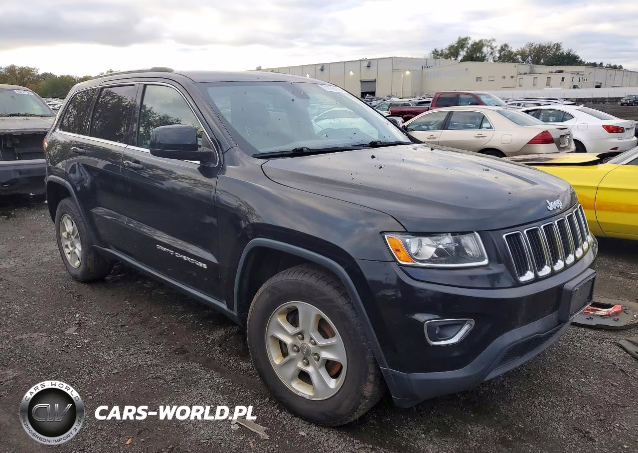 2015 Jeep Grand Cherokee Laredo VIN:1C4RJFAG4FC620425 - 4