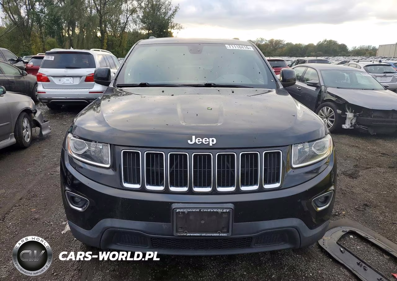 2015 Jeep Grand Cherokee Laredo VIN:1C4RJFAG4FC620425 - 5