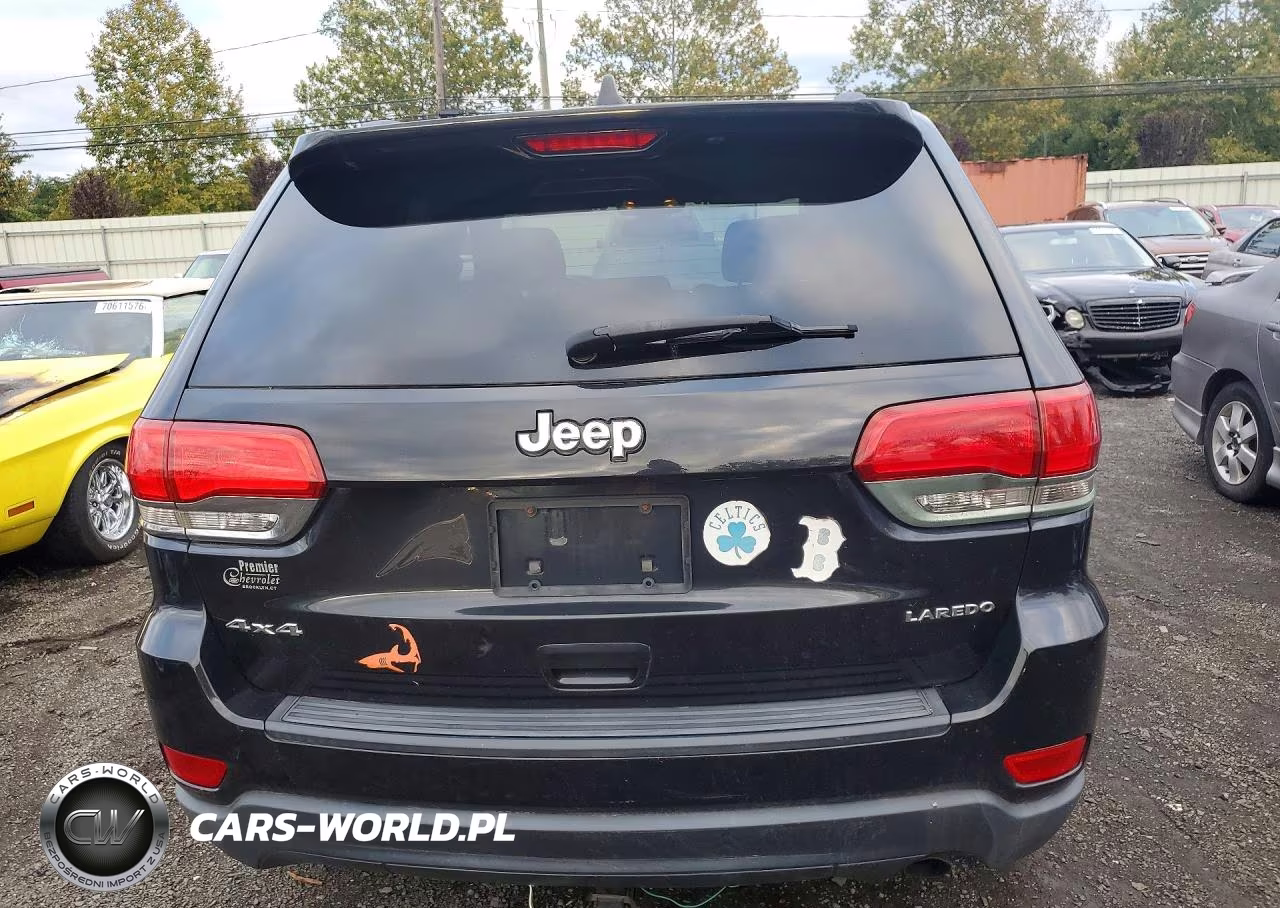 2015 Jeep Grand Cherokee Laredo VIN:1C4RJFAG4FC620425 - 6