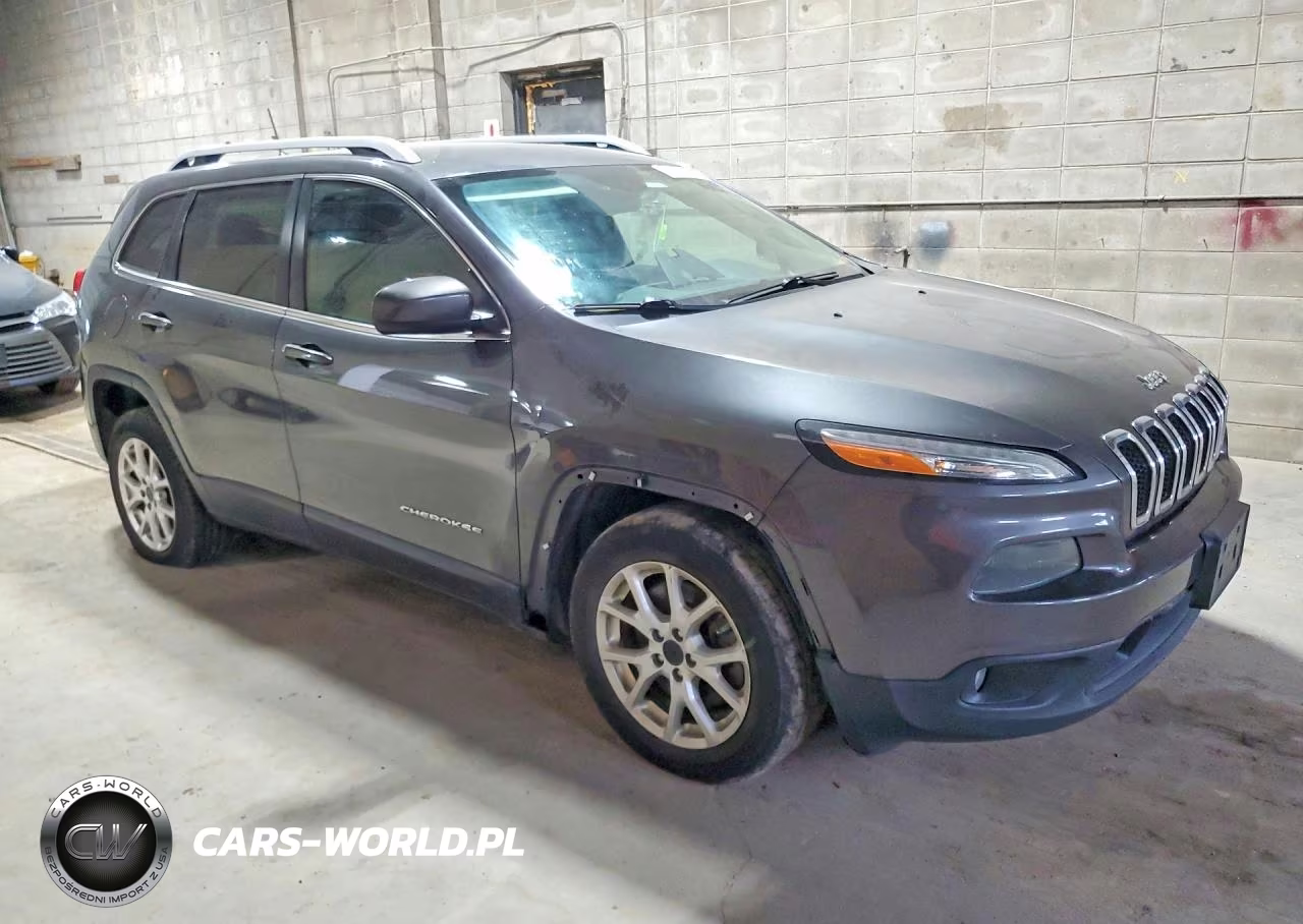 2016 Jeep Cherokee Latitude VIN:1C4PJLCB0GW127476 - 4