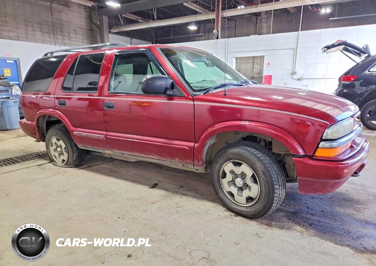 2003 Chevrolet Blazer VIN:1GNDT13XX3K137227 - 4