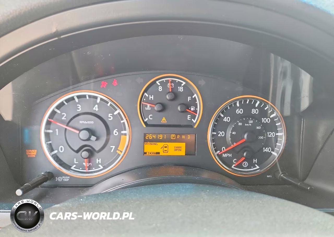 2010 Nissan Armada VIN:5N1BA0NF0AN617546 - 9