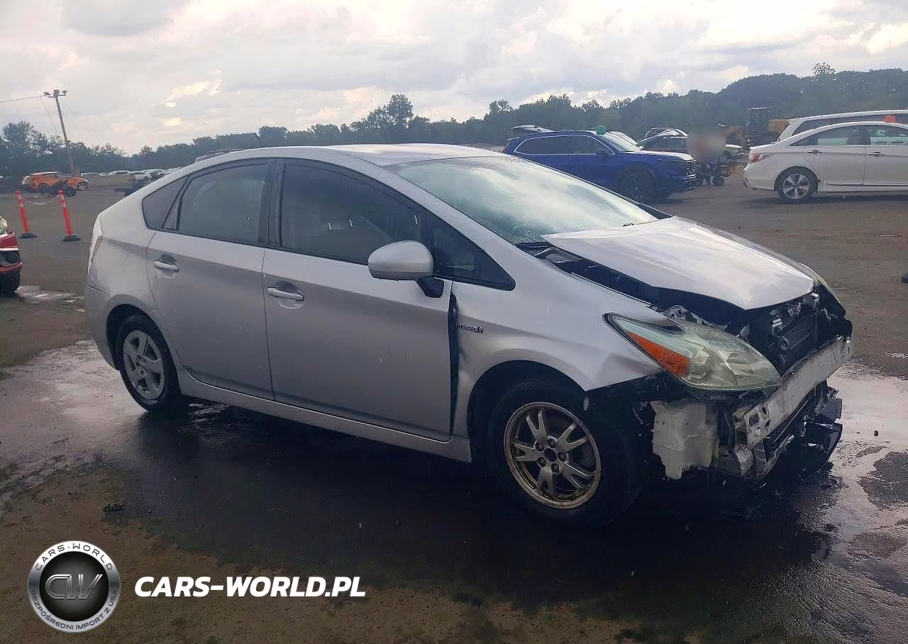 2011 Toyota Prius Two VIN:JTDKN3DU9B5328452 - 4