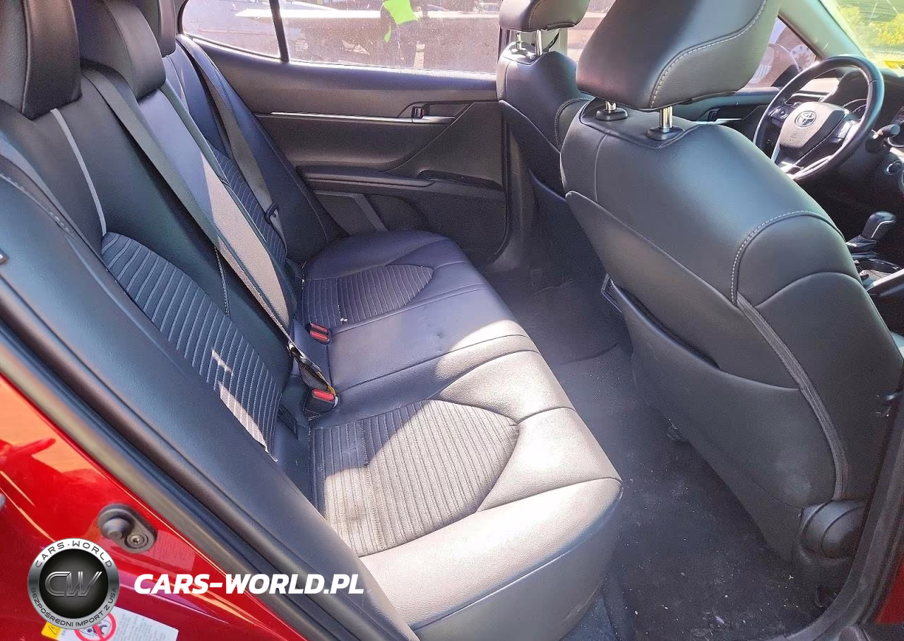 2018 Toyota Camry Se VIN:4T1B11HK9JU657550 - 10
