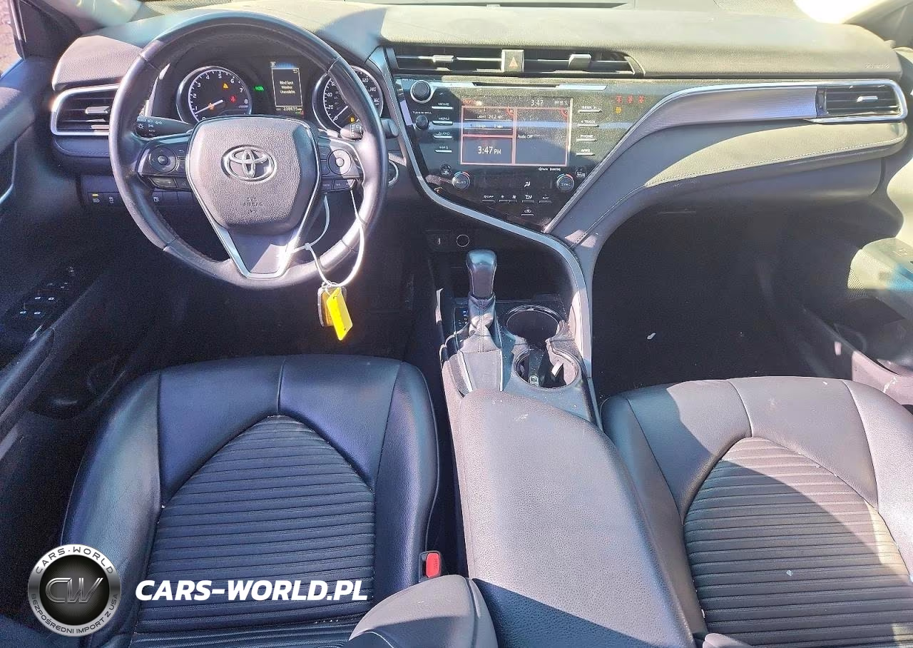 2018 Toyota Camry Se VIN:4T1B11HK9JU657550 - 8