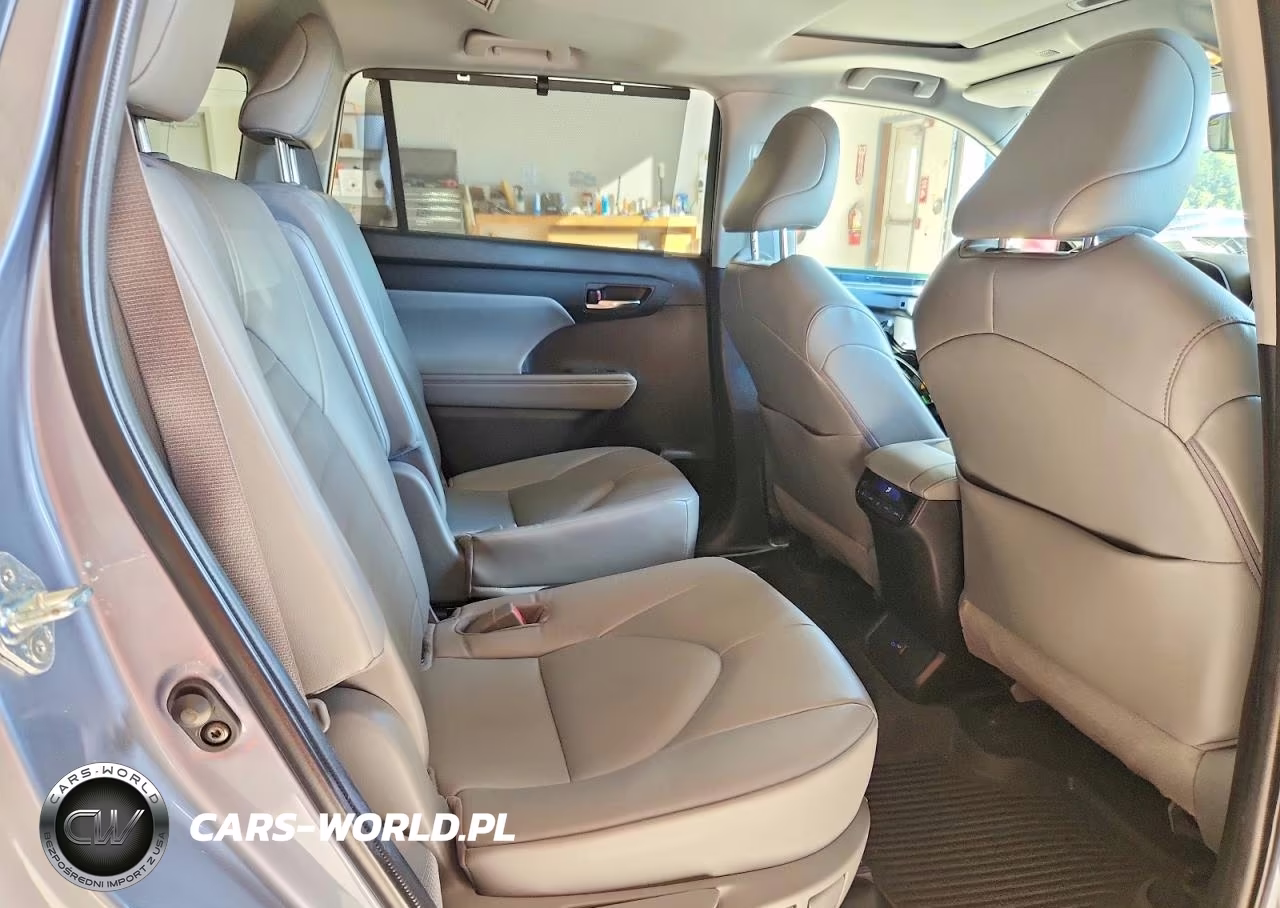 2022 Toyota Highlander Hybrid Xle VIN:5TDGBRCH8NS081946 - 11