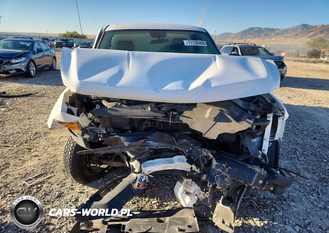 2013 Chevrolet Silverado K1500 VIN:1GCNKPEA0DZ226664 - 5