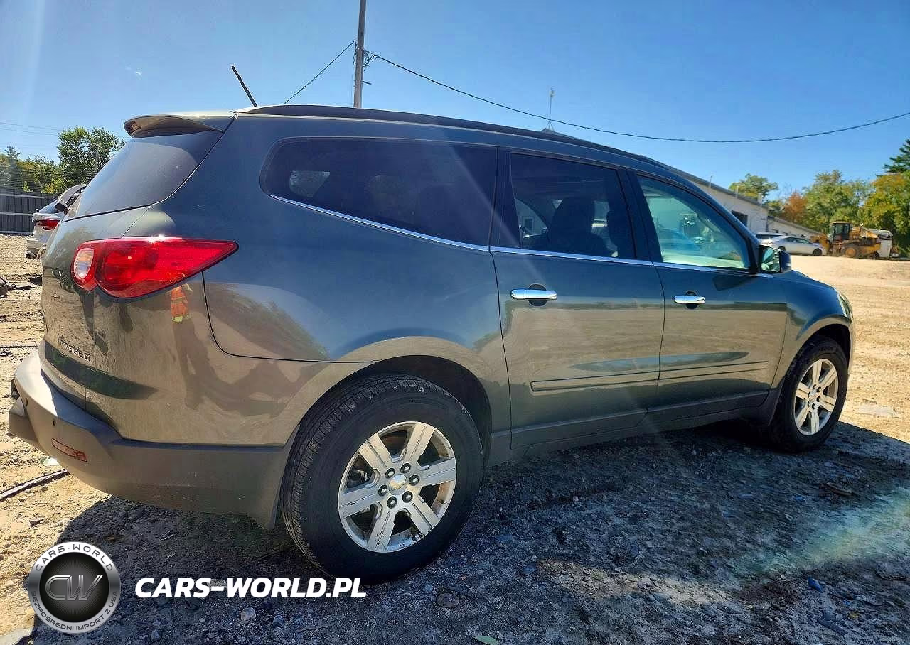 2011 Chevrolet Traverse Lt VIN:1GNKVJED4BJ180762 - 3