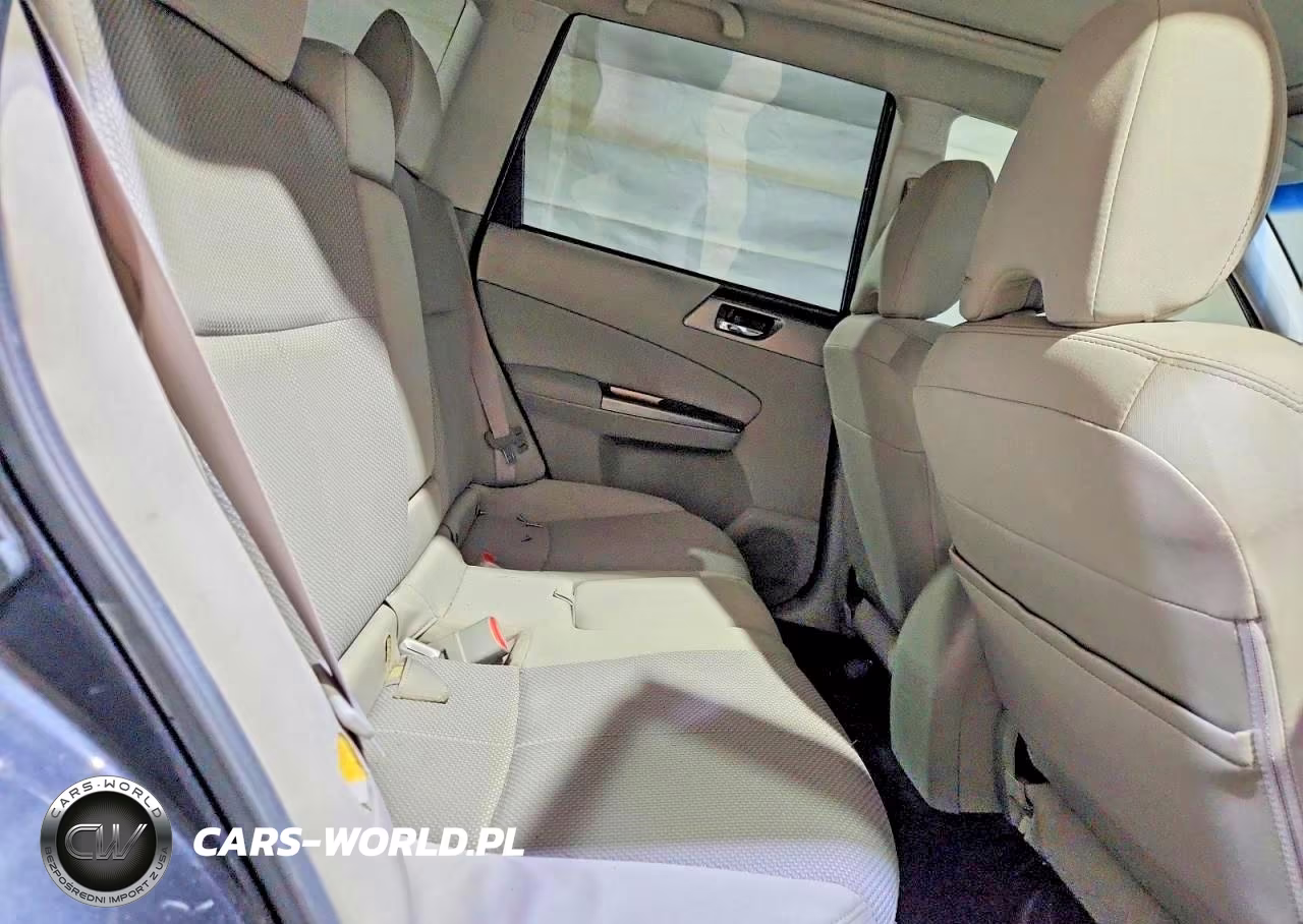 2012 Subaru Forester 2.5X Premium VIN:JF2SHADC4CH441388 - 10