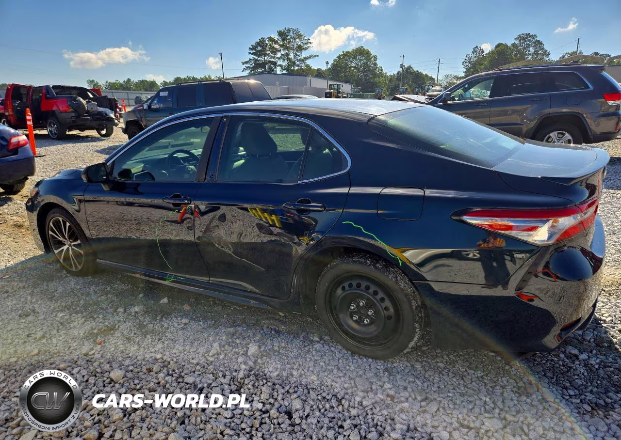 2018 Toyota Camry Se VIN:4T1B11HK4JU581834 - 2