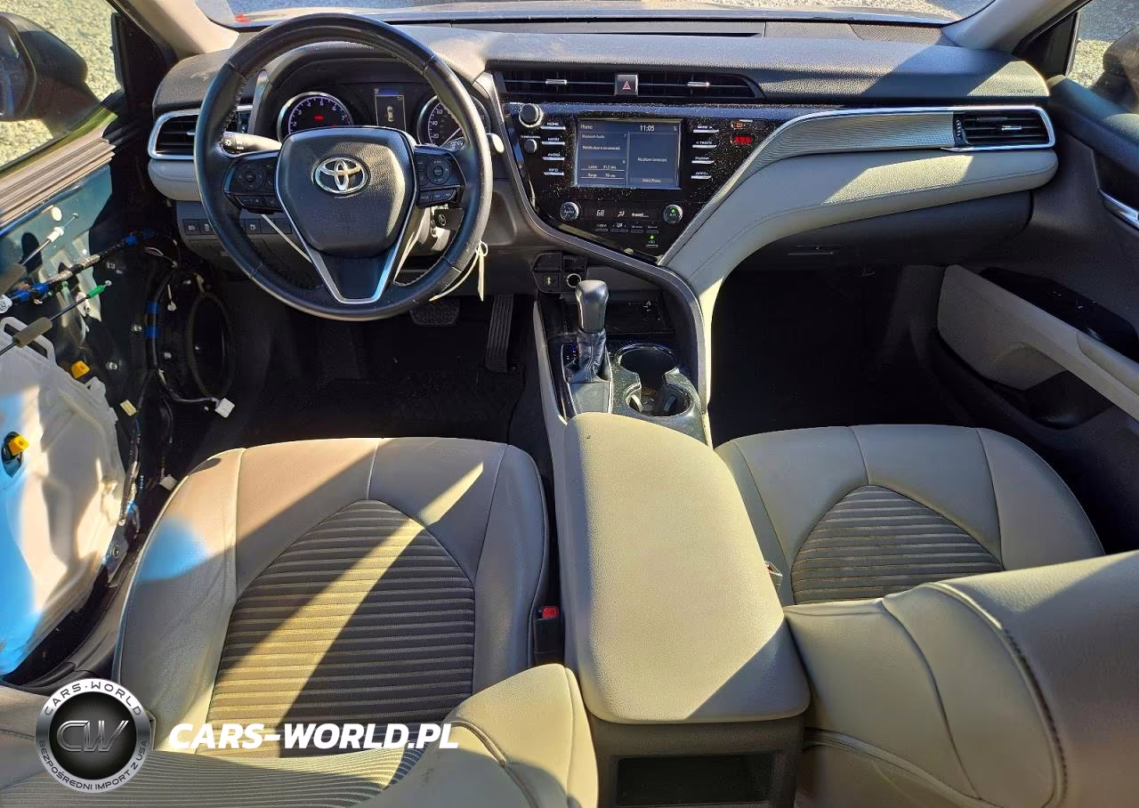 2018 Toyota Camry Se VIN:4T1B11HK4JU581834 - 8